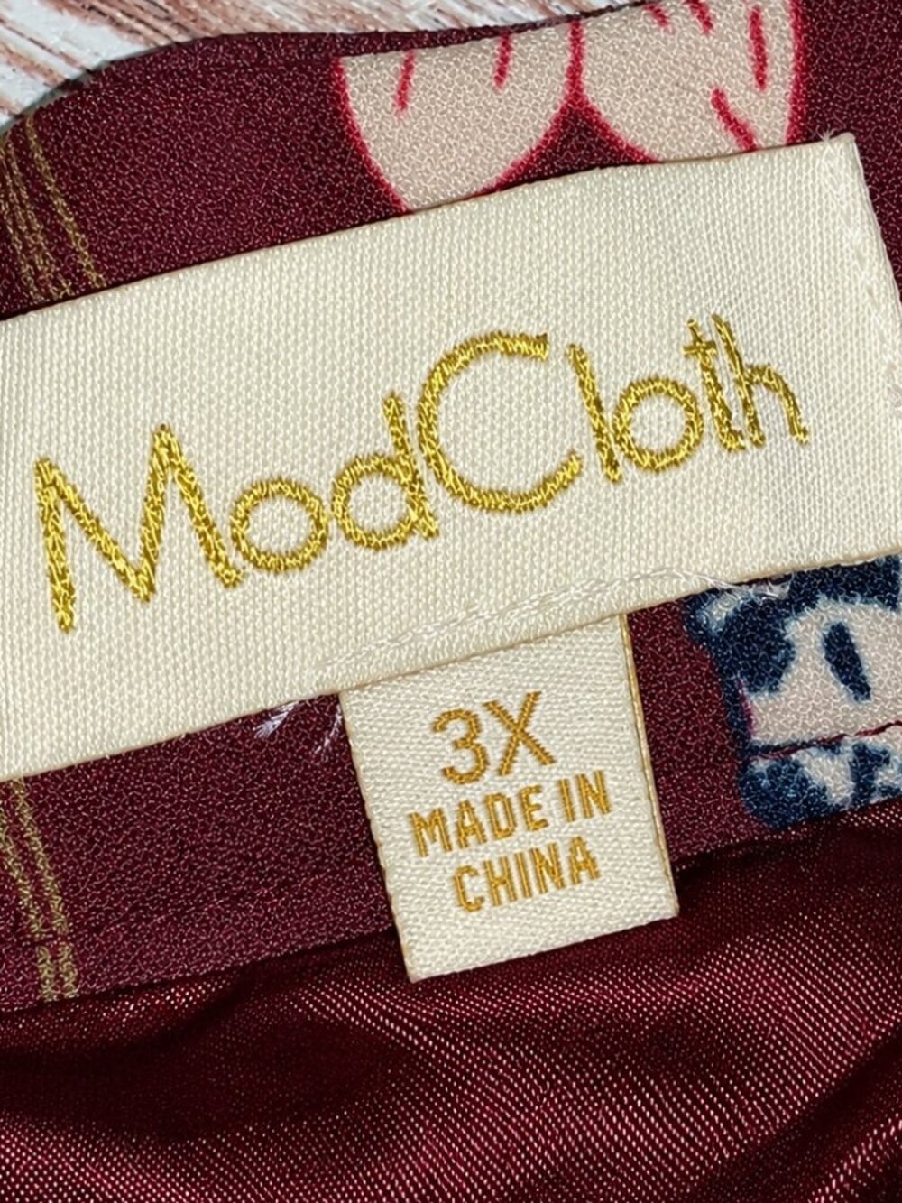 ModCloth Mystery Assistant Skirt Burgundy Novelty Dogs Bunnies Books Sz 3X - Picture 5 of 6